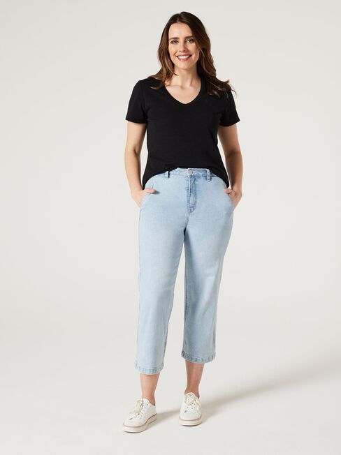 Essential V-Neck Tee